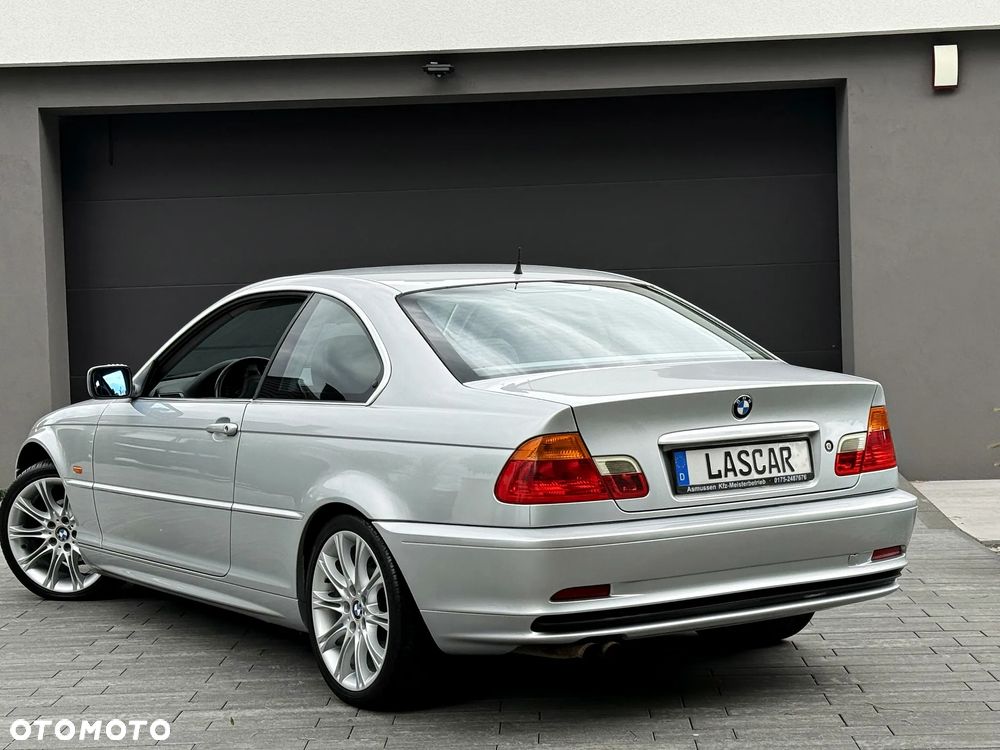 BMW Seria 3 328Ci - 11