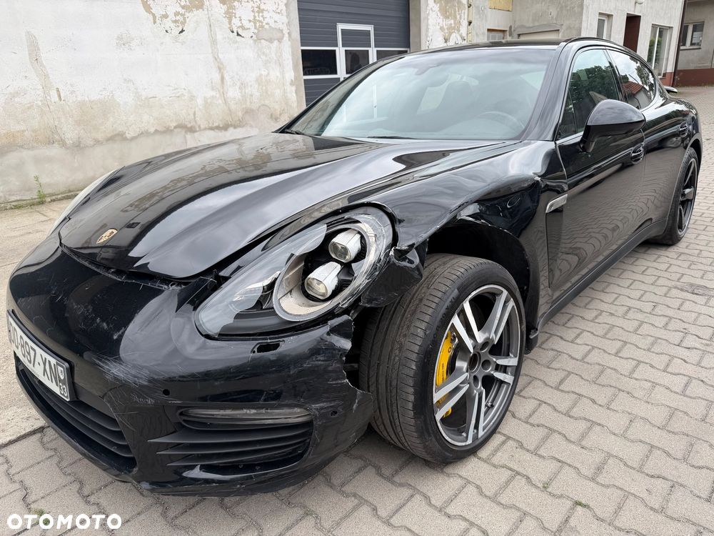 Porsche Panamera GTS - 2