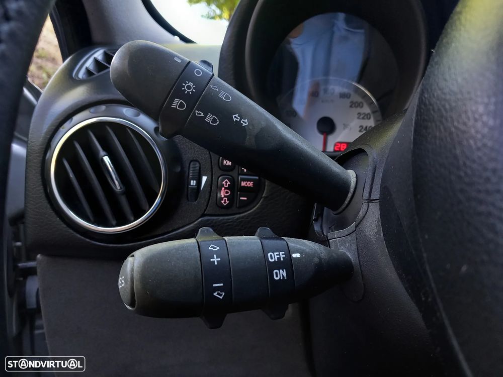 Alfa Romeo GT 1.8 TS - 19