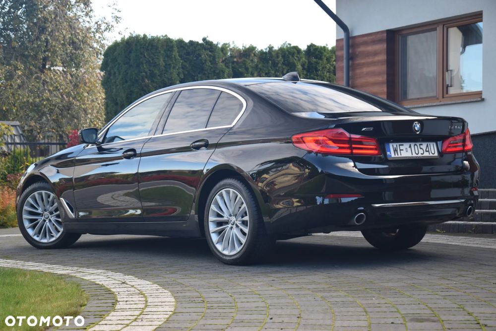 BMW Seria 5 520d xDrive Luxury Line - 14