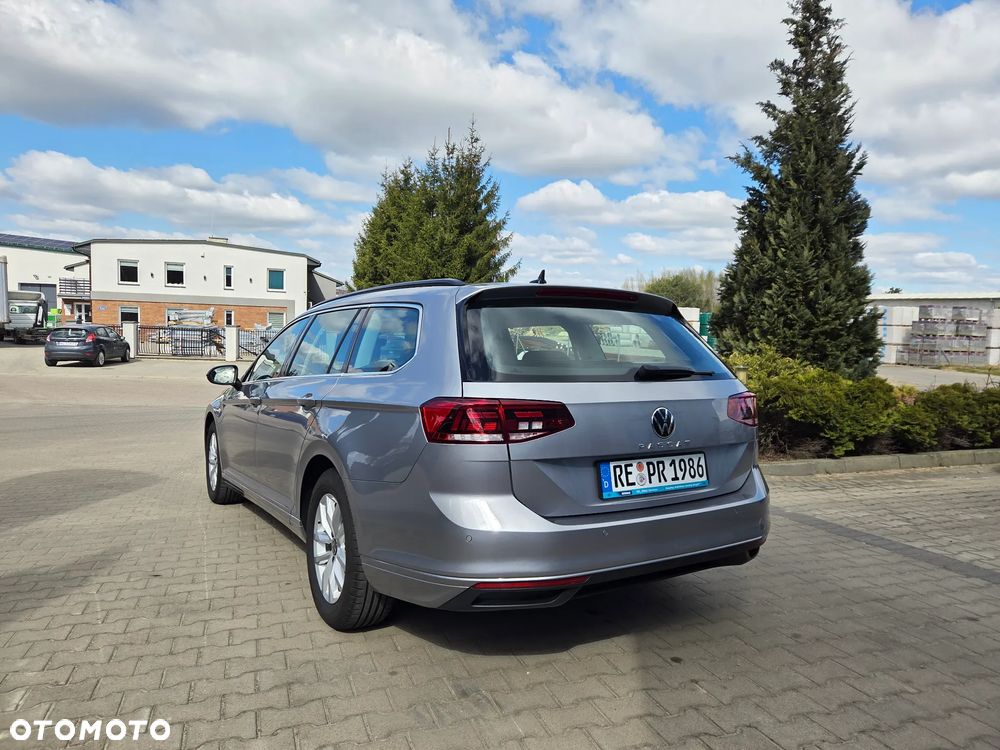 Volkswagen Passat 2.0 TDI SCR DSG Business - 6