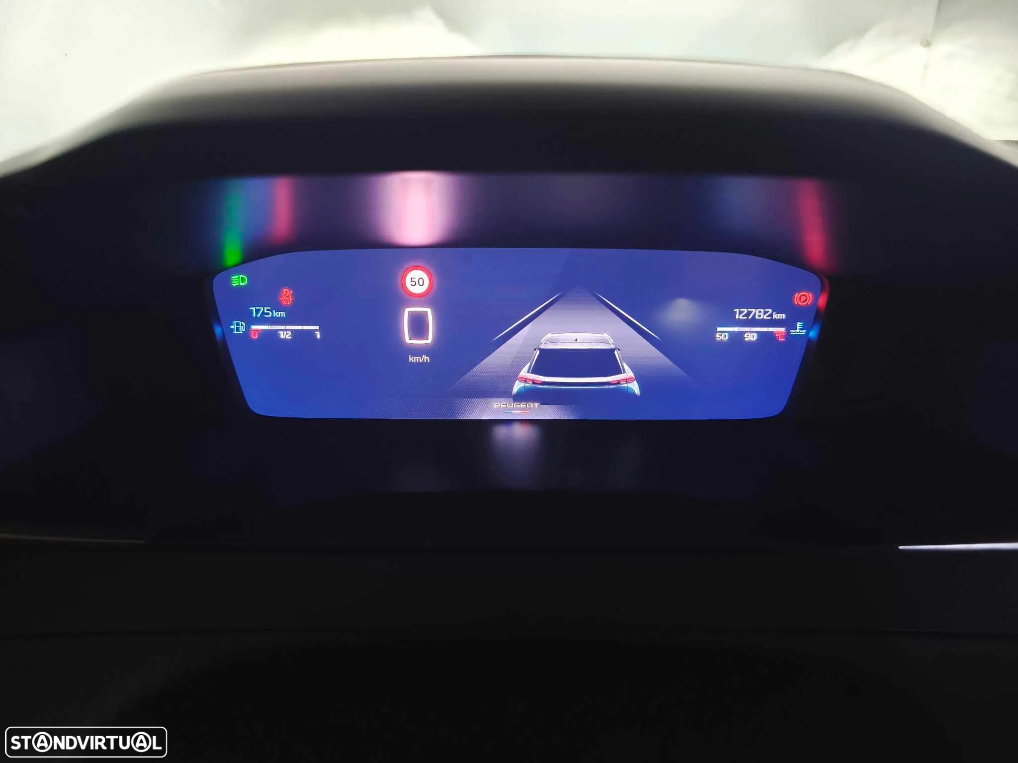 Peugeot 2008 1.2 PureTech Allure Pack - 17