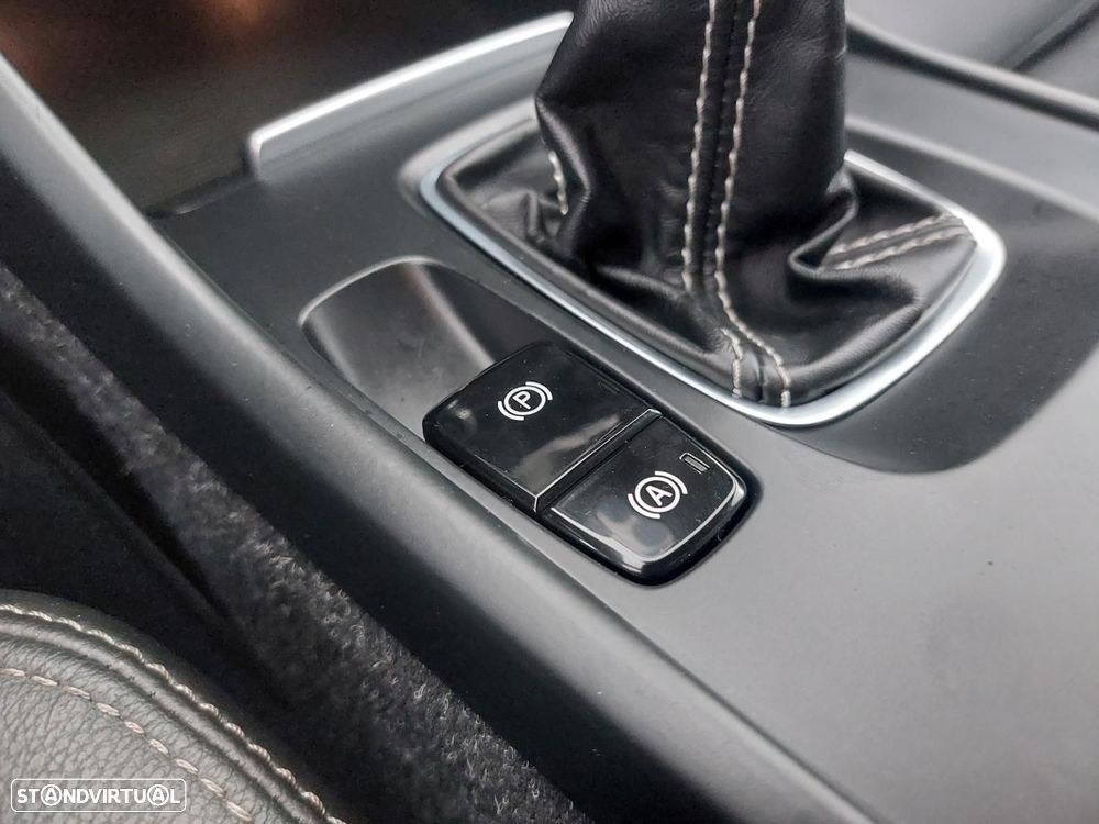 Volvo XC 40 1.5 T2 Momentum Plus - 41