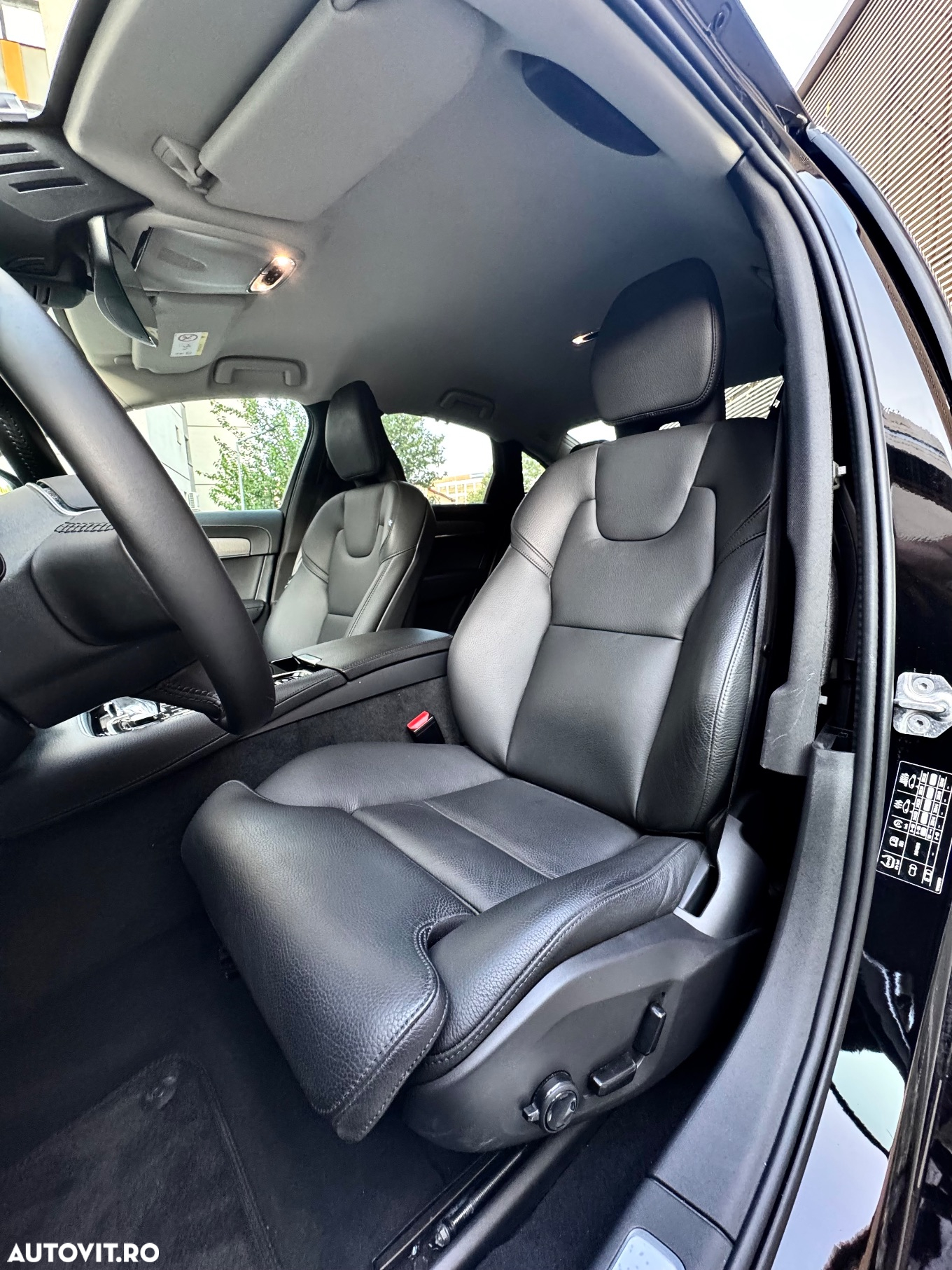 Volvo S90 T8 Recharge AWD Geartronic Inscription Expression - 6