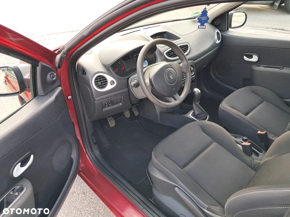 Renault Clio 1.2 16V Alize Euro5 - 13