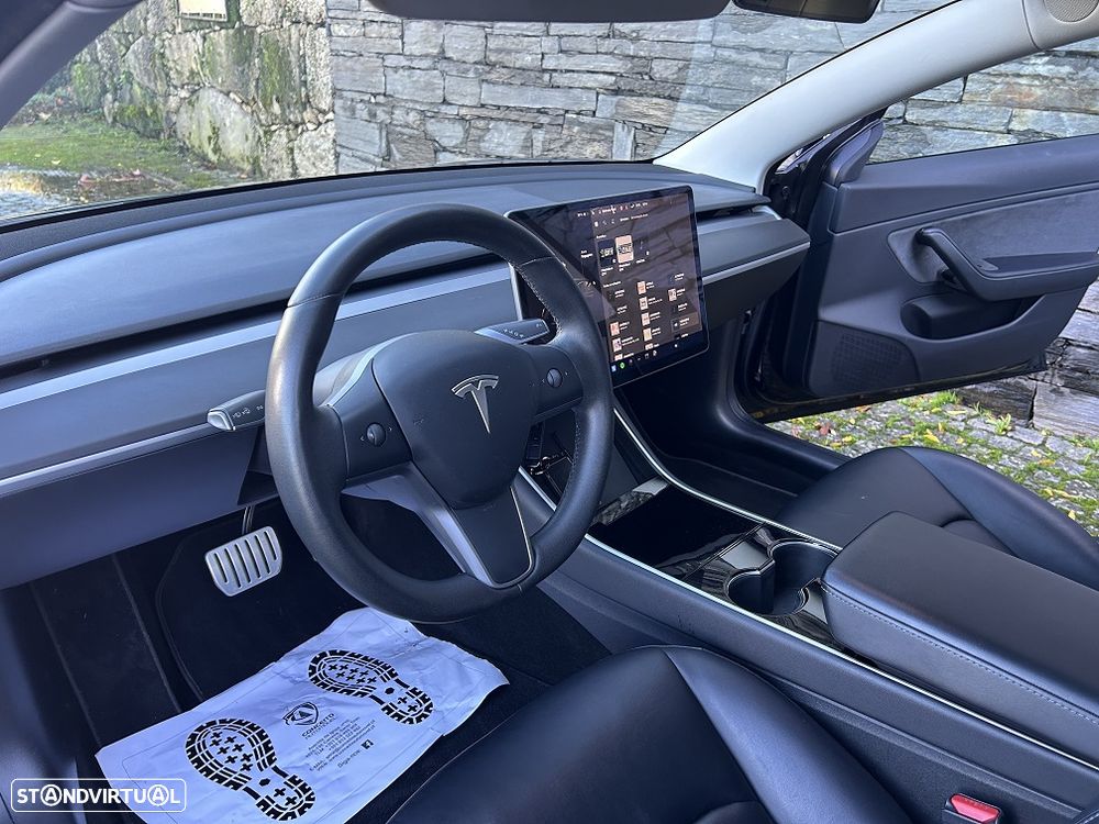 Tesla Model 3 Performance Dual Motor AWD - 11