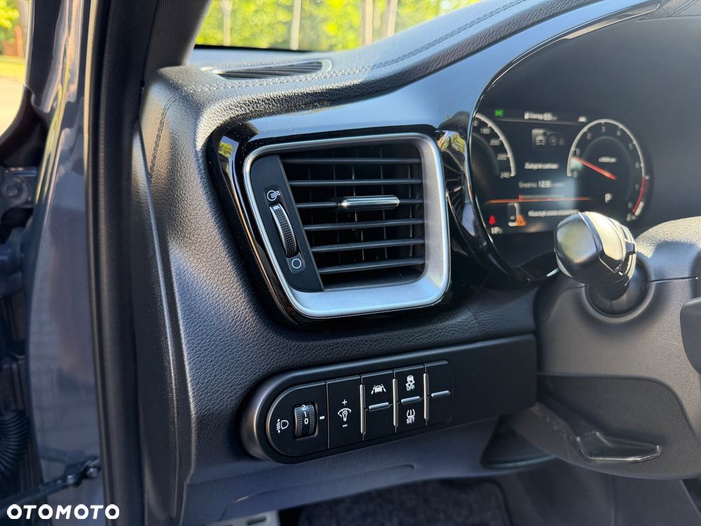 Kia ProCeed 1.5 T-GDI DCT7 OPF GT LINE - 19