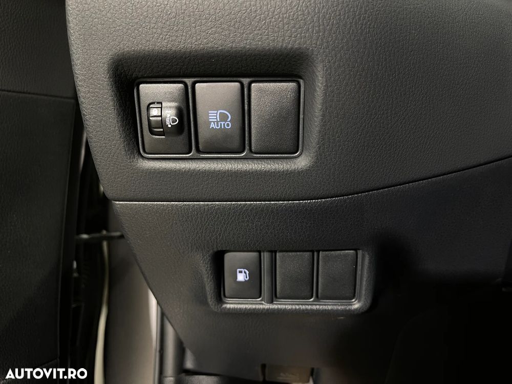 Toyota C-HR 1.8 HSD 4x2 CVT C-lassy - 19