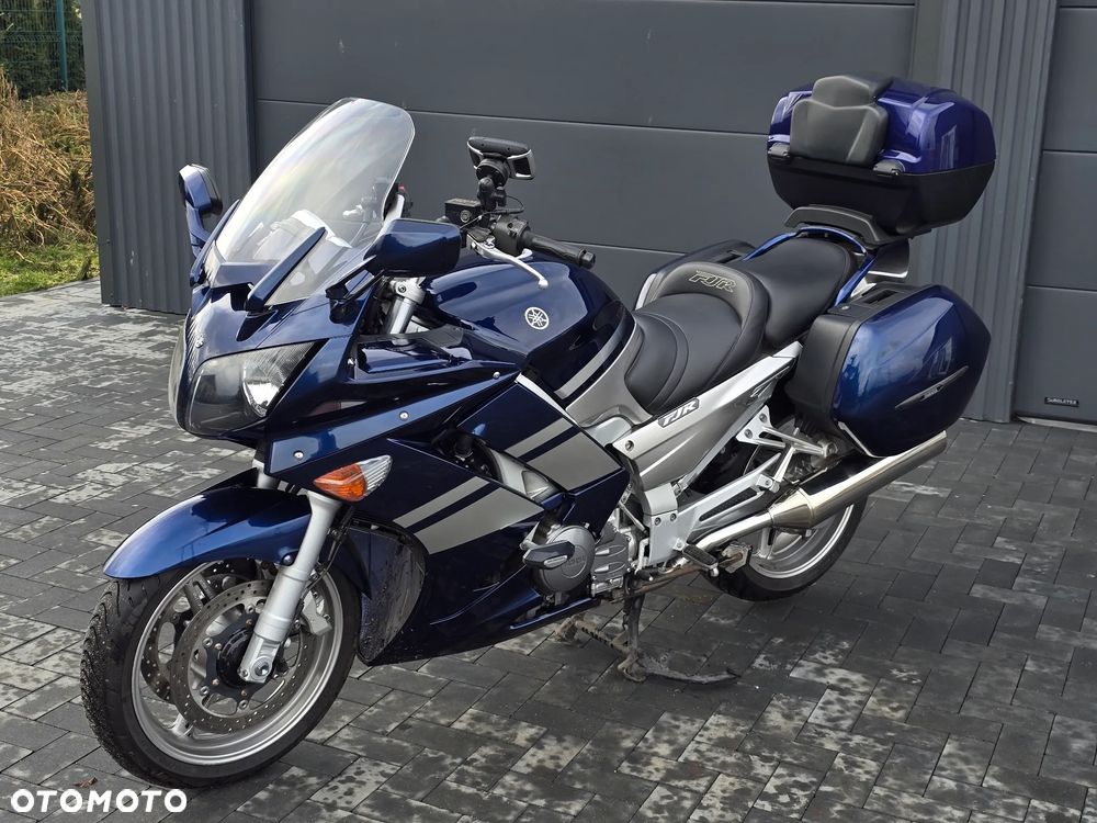Yamaha FJR - 3