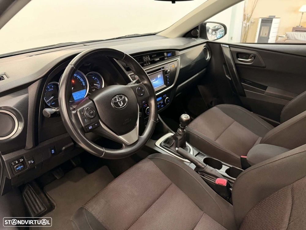 Toyota Auris Touring Sports 1.4 D-4D Comfort - 12