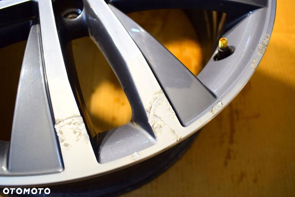 VW 18 Sharan 7N0 Nowy Model Oryginał - 4