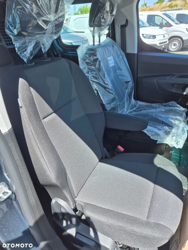 Peugeot Partner Furgon 5-miejscowy Brygadowy 1.5 BlueHDi 130KM EAT8 AUTOMAT !! OD RĘKI !! - 9