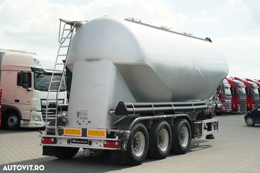 Feldbinder REMORCA CIMENT / 3 CAMERĂ / 36.000 L / SILOC / PENTRU MATERIALE VRAC / JANTE DIN ALIAJ - 5