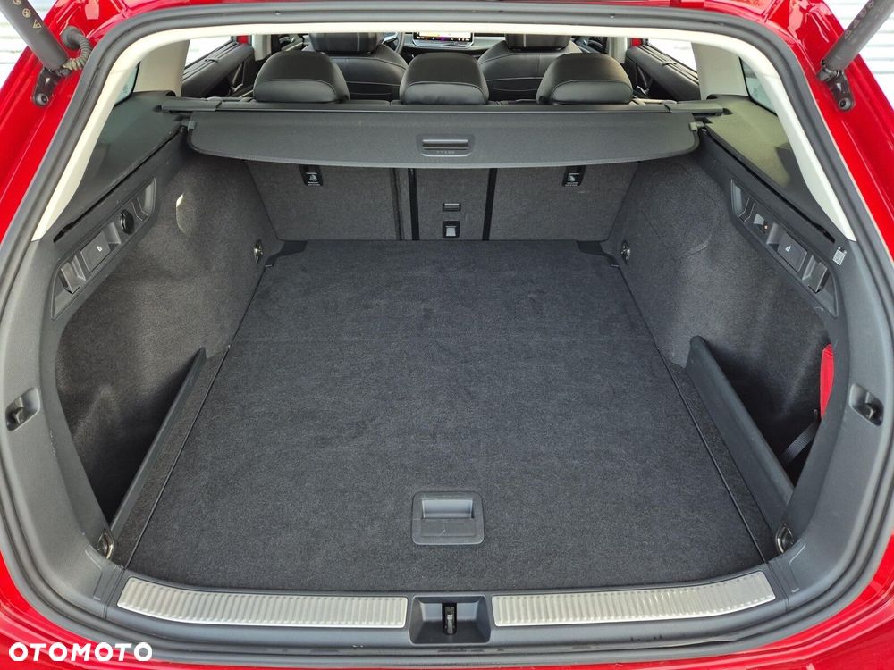 Volkswagen Passat Variant 2.0 TDI EVO Elegance DSG - 36