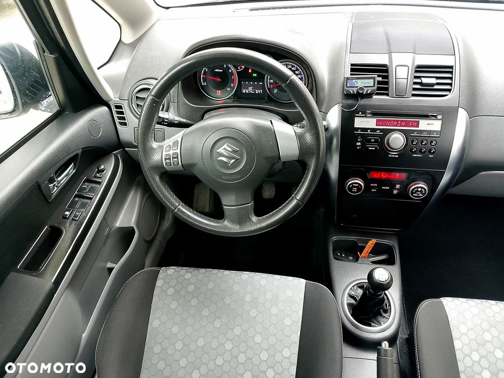 Suzuki SX4 1.6 VVT 4x2 Comfort - 5