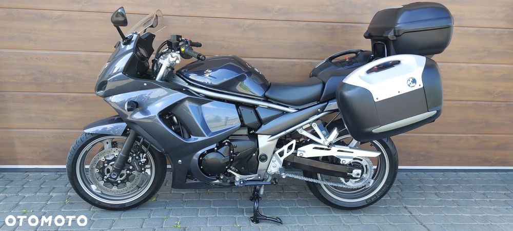 Suzuki GSX - 1
