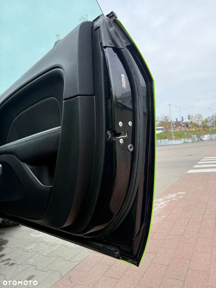 Dodge Challenger - 16