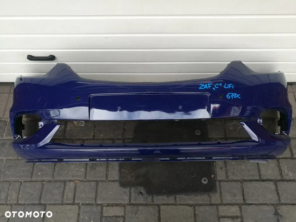 Zderzak Przód Opel Zafira C Lift 6 PDC