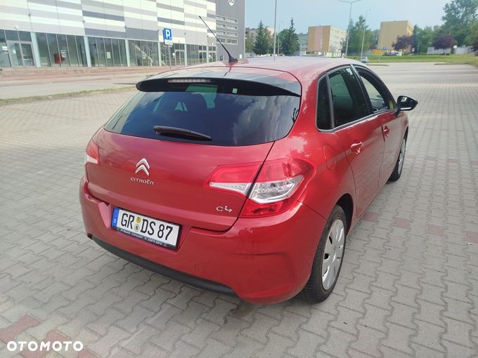 Citroën C4 VTi 120 90 Jahre - 4