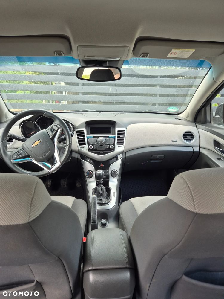 Chevrolet Cruze - 20