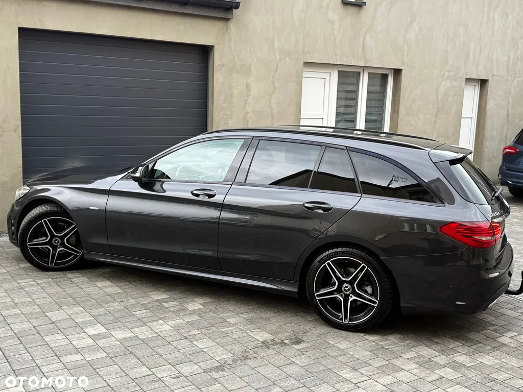 Mercedes-Benz Klasa C 220 d T 9G-TRONIC AMG Line - 26