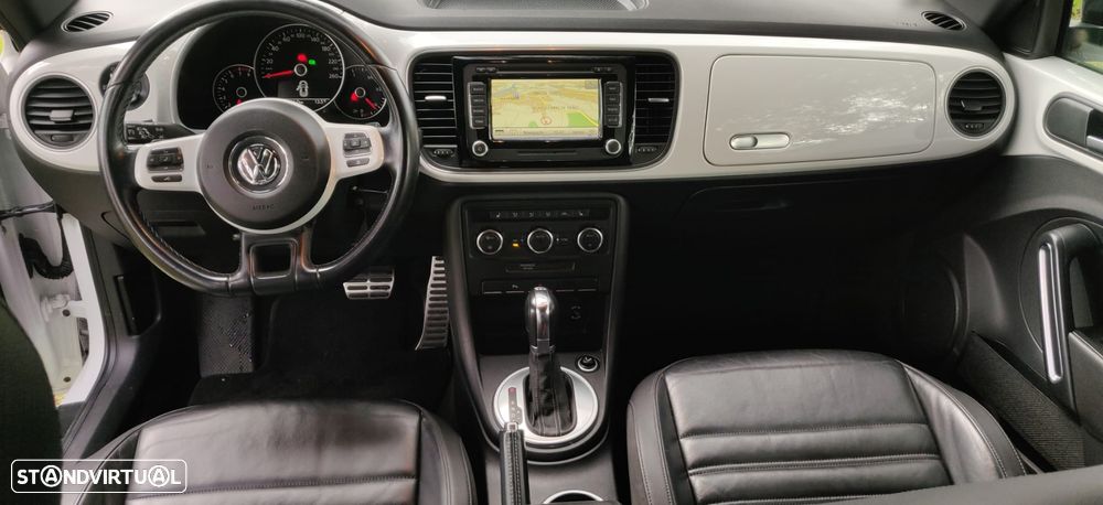 VW New Beetle 2.0 TSI Sport DSG - 21