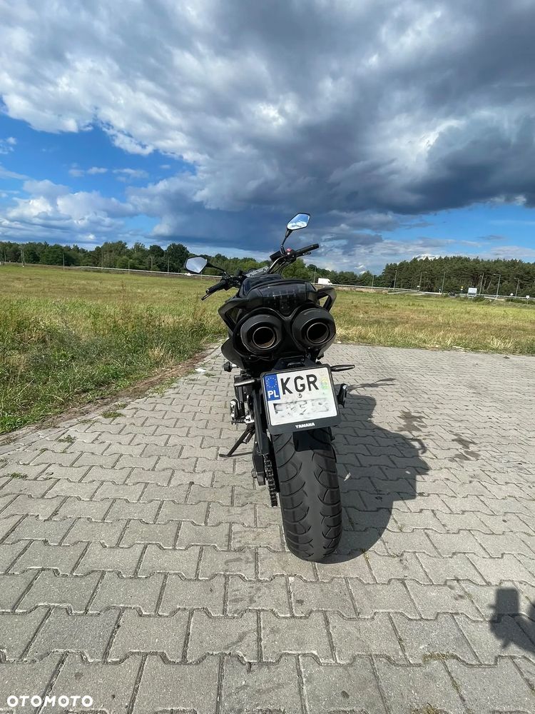 Yamaha FZ6 - 7