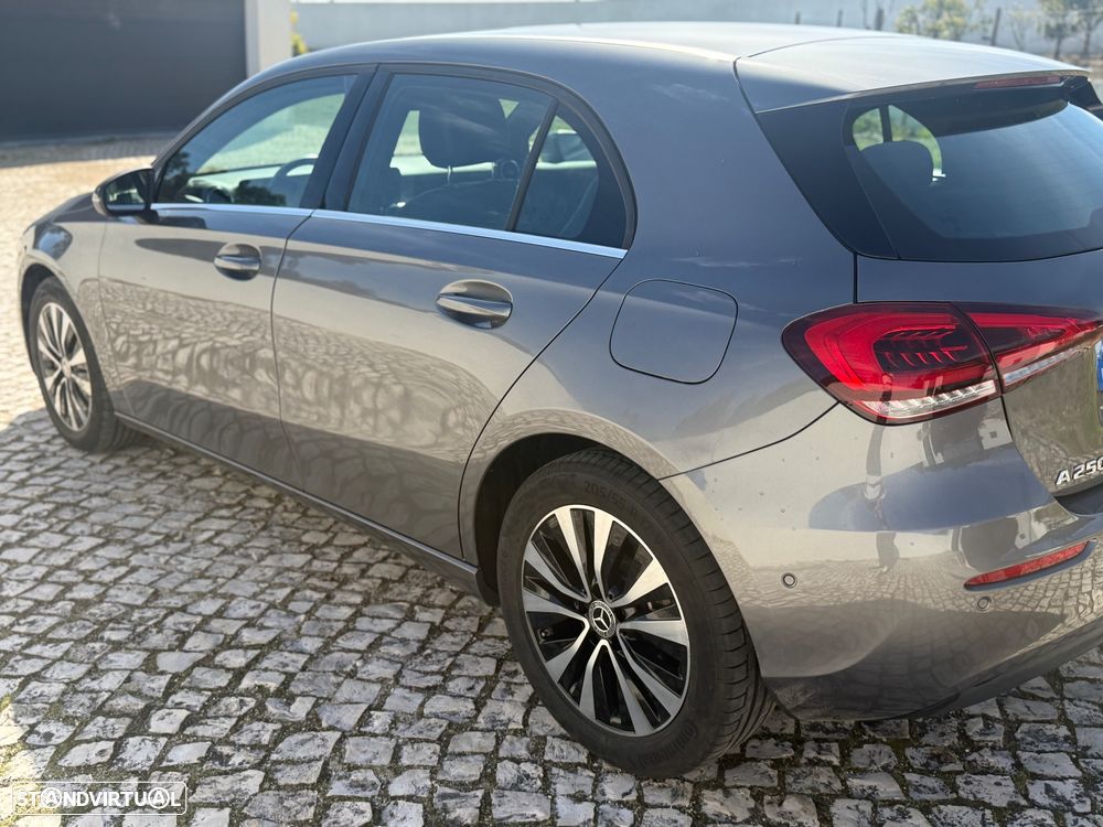 Mercedes-Benz A 250 - 5