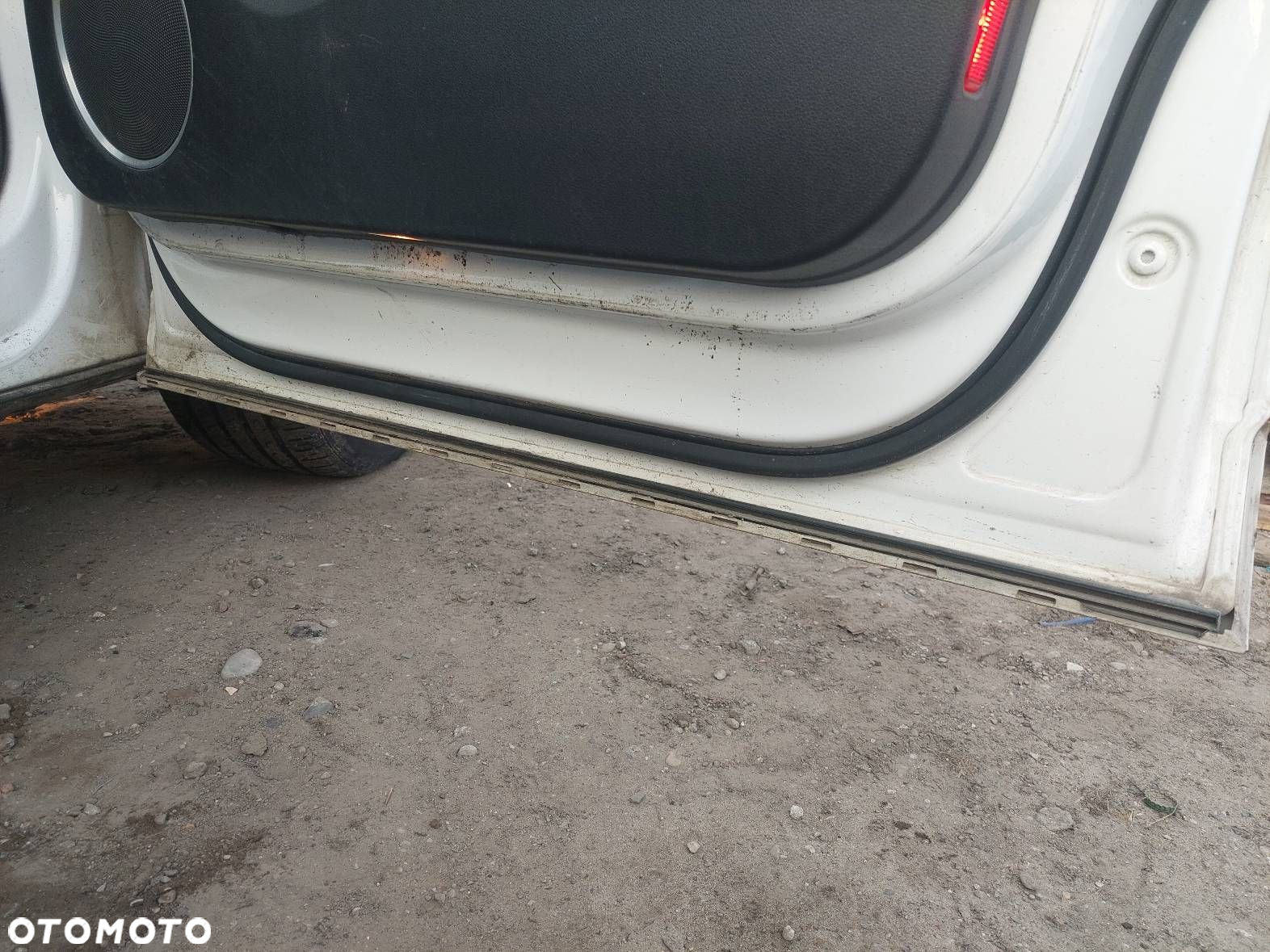 DRZWI KOMPLETNE PRAWY PRZÓD AUDI Q5 8R LY9C - 4