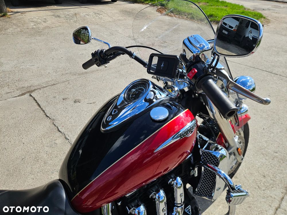 Triumph Rocket - 11
