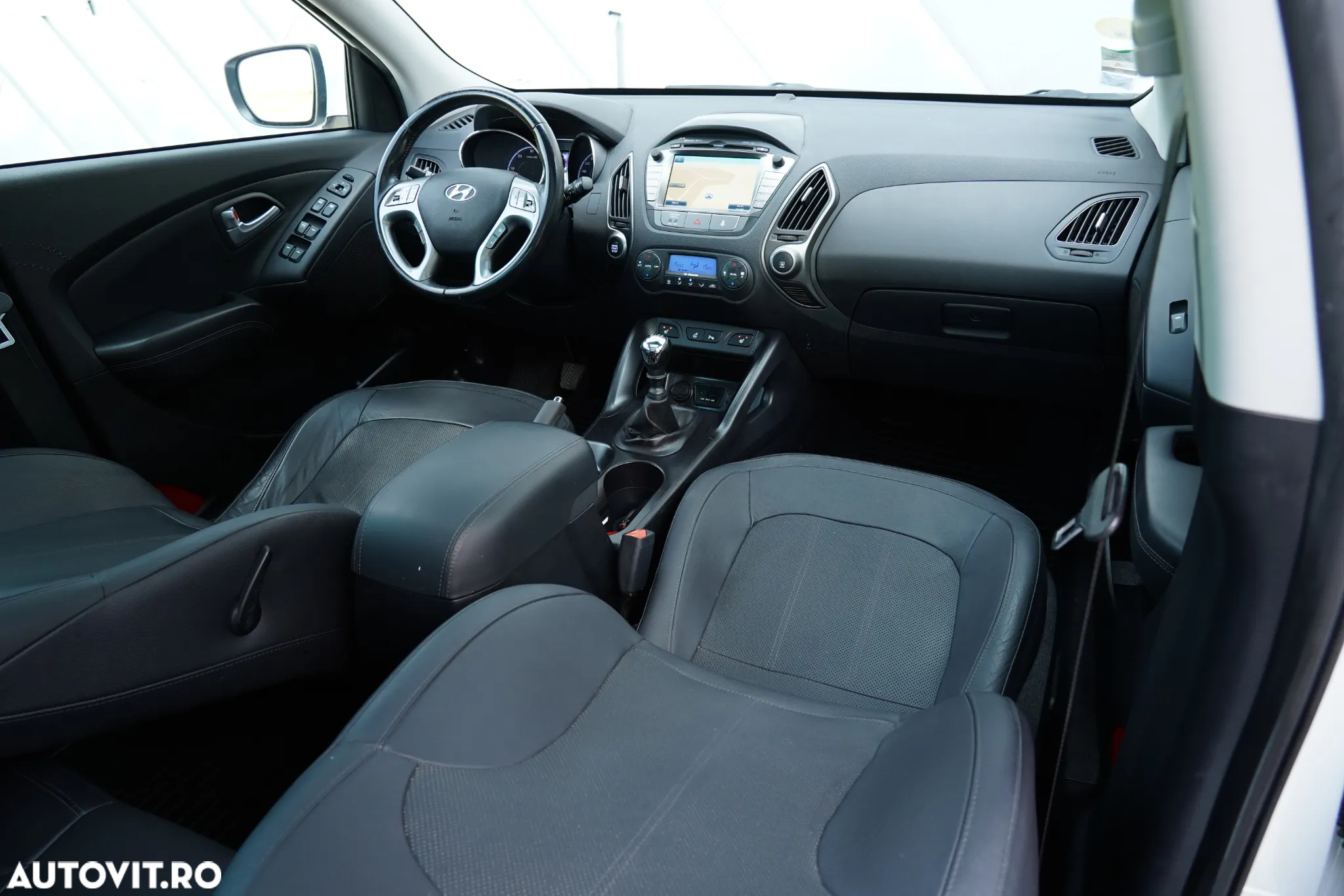 Hyundai ix35 2.0 CRDI 4WD Premium - 12