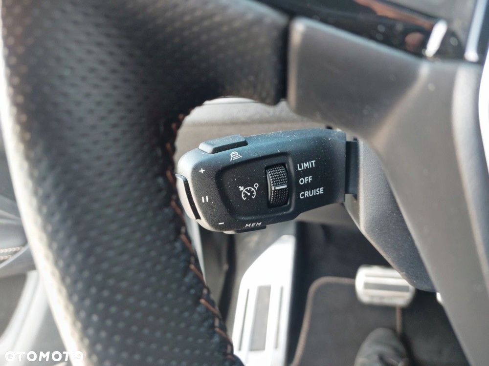 Peugeot 5008 - 14