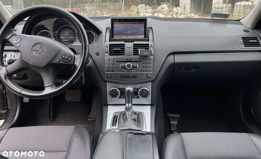 Mercedes-Benz Klasa C 220 CDI DPF Automatik BlueEFFICIENCY Avantgarde - 14