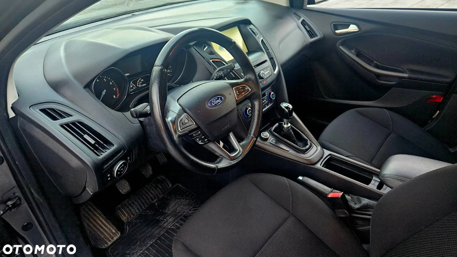 Ford Focus - 8
