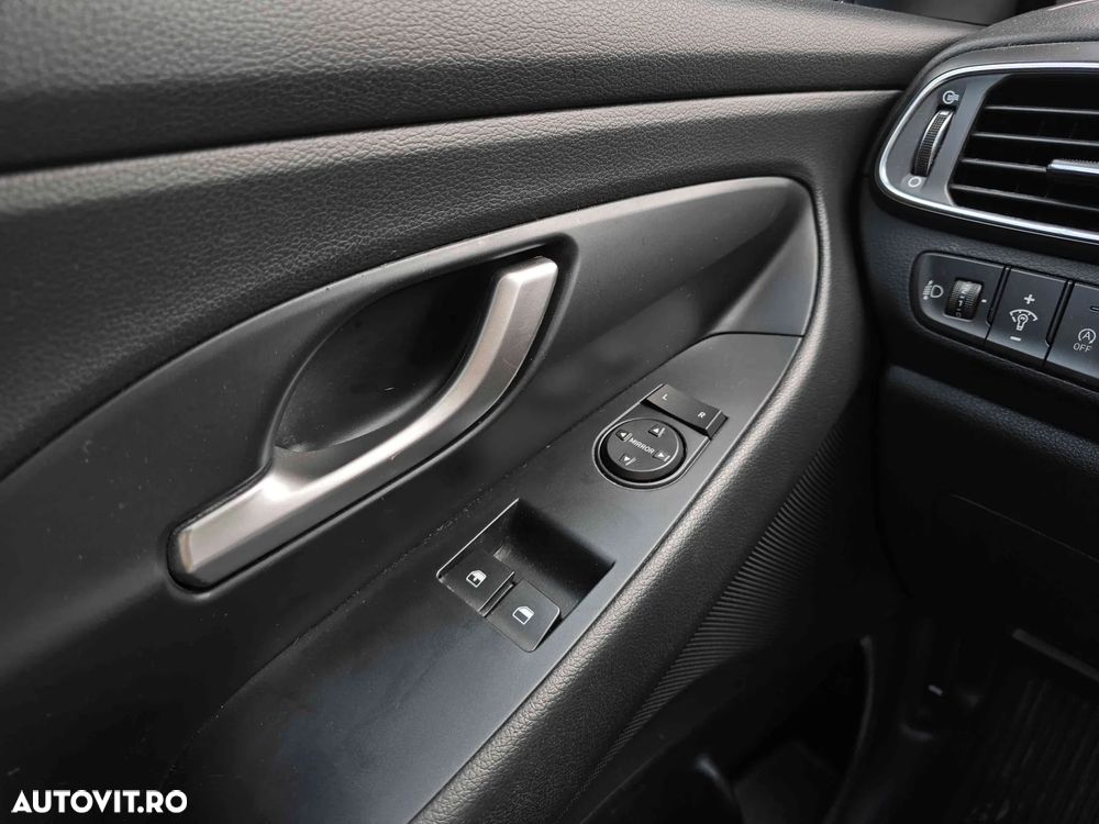 Hyundai i30 - 17