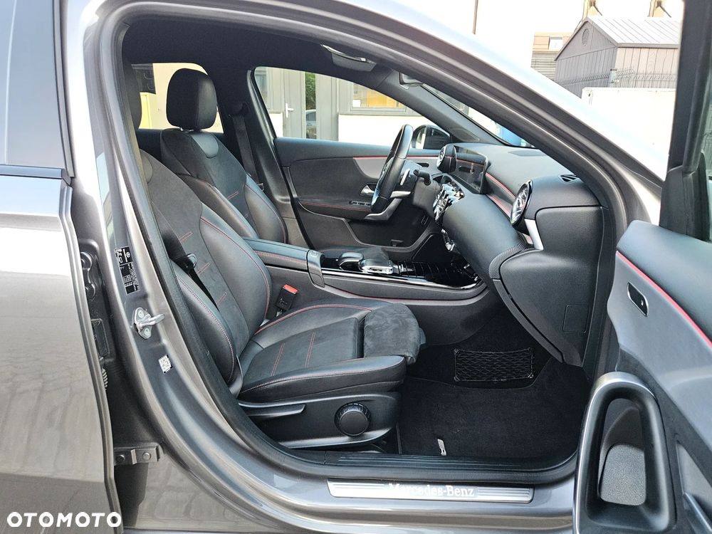 Mercedes-Benz Klasa A 250 AMG Line 7G-DCT - 10
