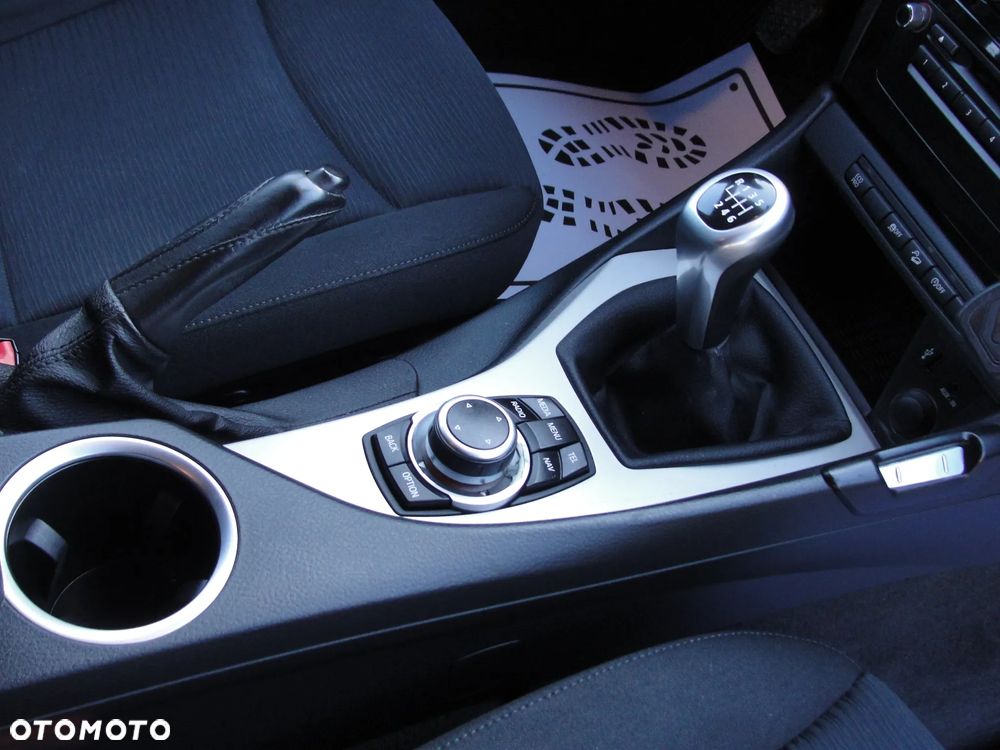 BMW X1 xDrive20d Sport Line - 31