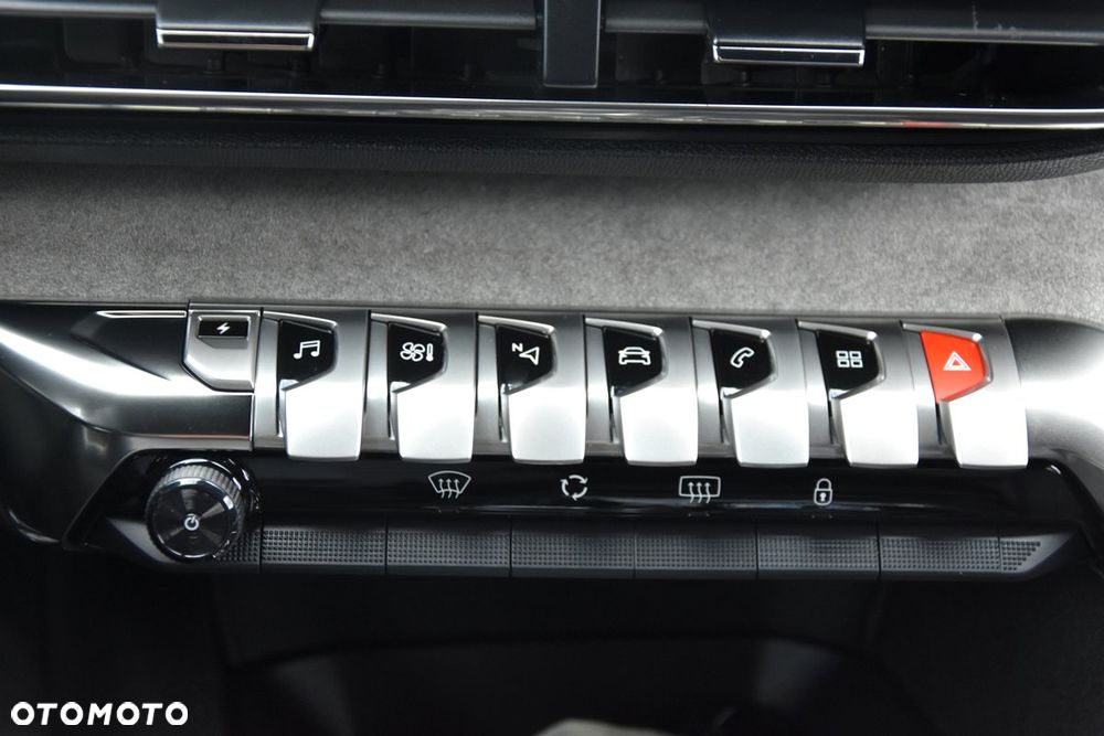Peugeot 3008 225 e-EAT8 GT Pack - 31