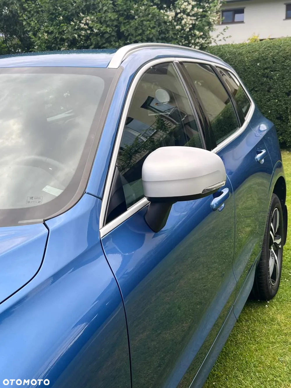 Volvo XC 60 D4 AWD R-Design - 4