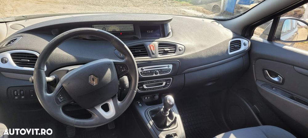 Renault Scenic 1.9 dCi FAP Privilege - 2