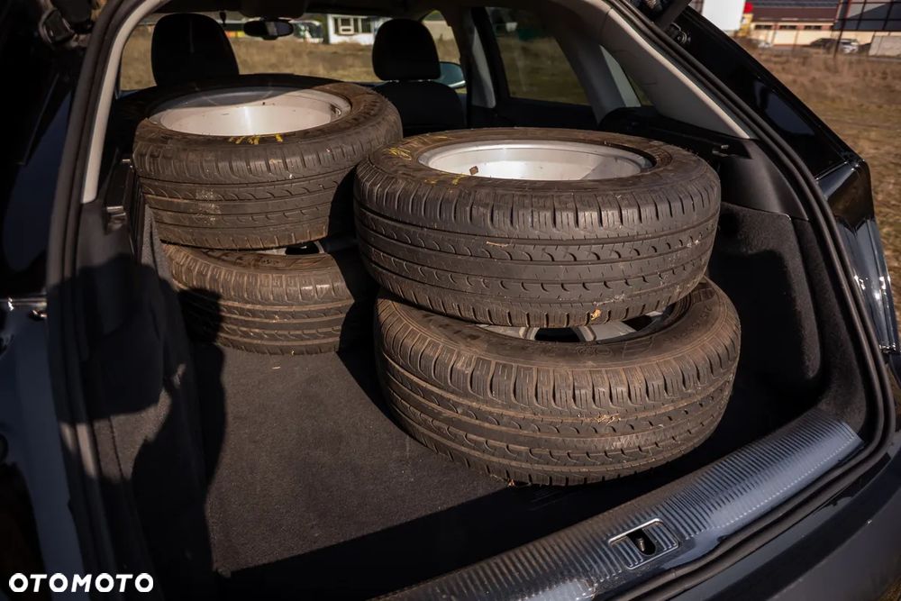 Audi Q3 1.4 TFSI S tronic - 19
