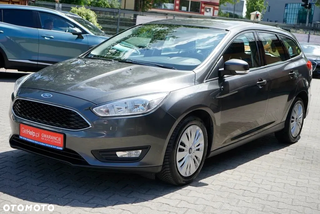Ford Focus 1.5 TDCi SYNC Edition - 8