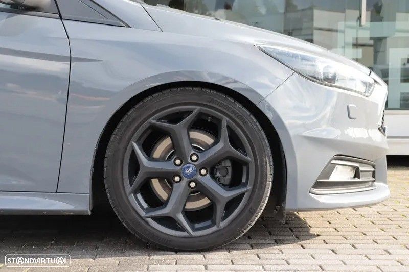 Ford Focus 2.0 TDCi ST-2 - 6