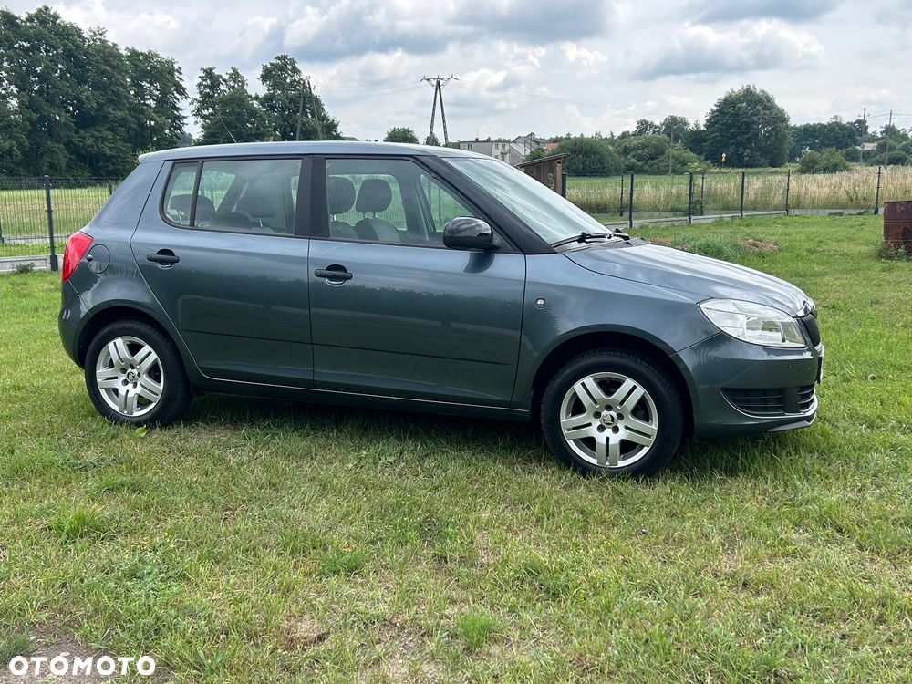 Skoda Fabia 1.2 HTP Cool Colour Edition - 5