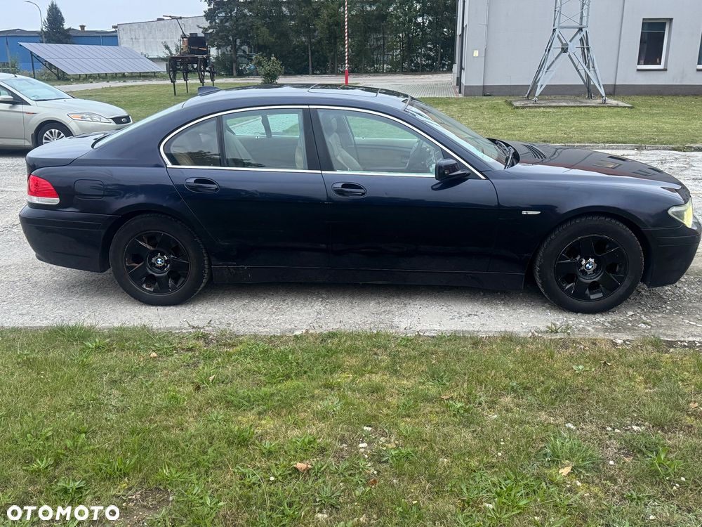 BMW Seria 7 735i L - 14