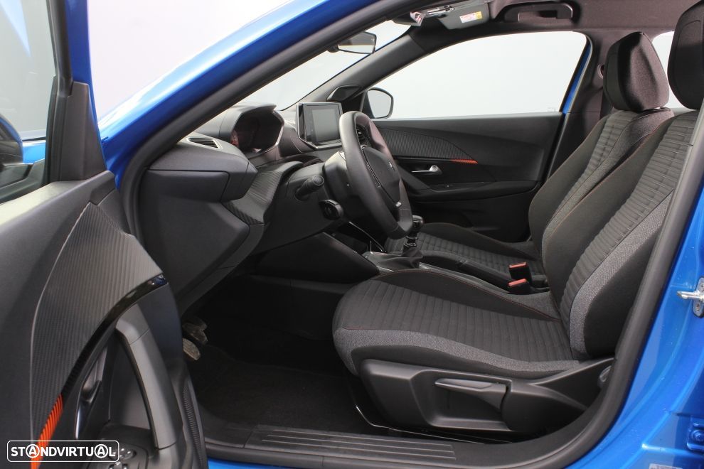 Peugeot 2008 1.2 PureTech Active Pack - 21