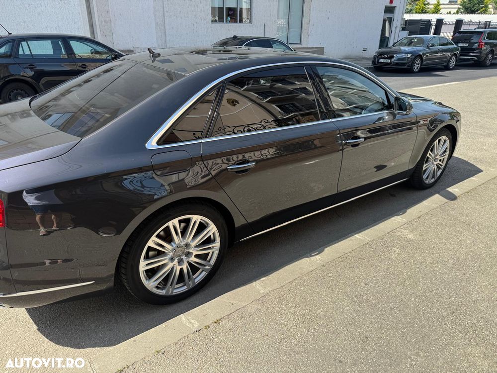 Audi A8 4.2 TDI DPF (clean diesel) quattro tiptronic Lang - 15