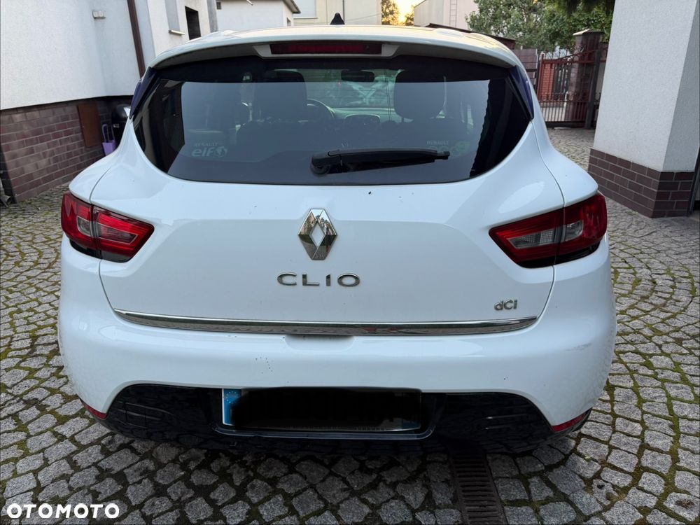 Renault Clio - 8