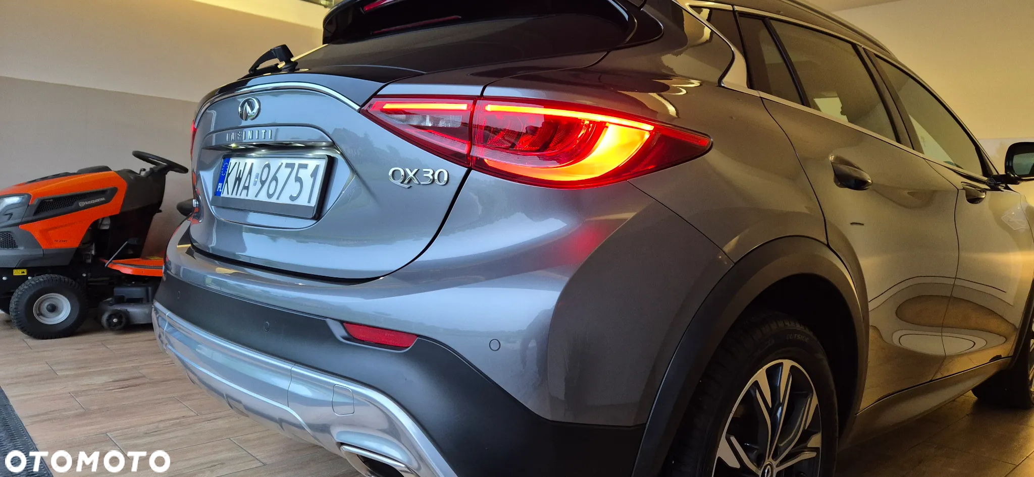 Infiniti Q30 2.2d Luxe AWD 7DCT - 4