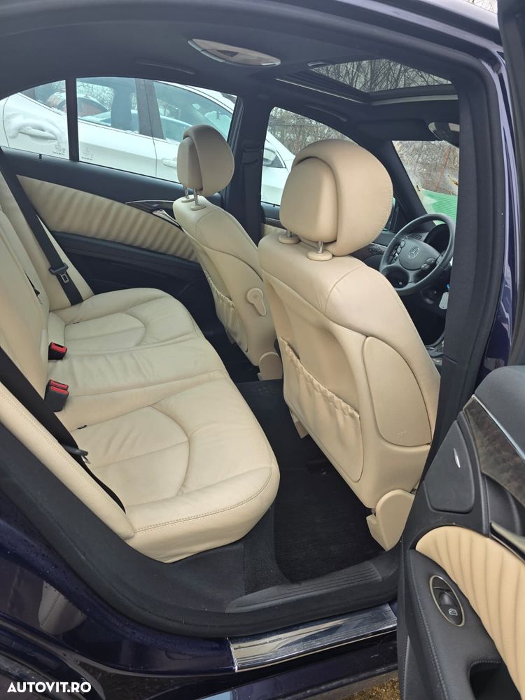 Mercedes-Benz E - 24
